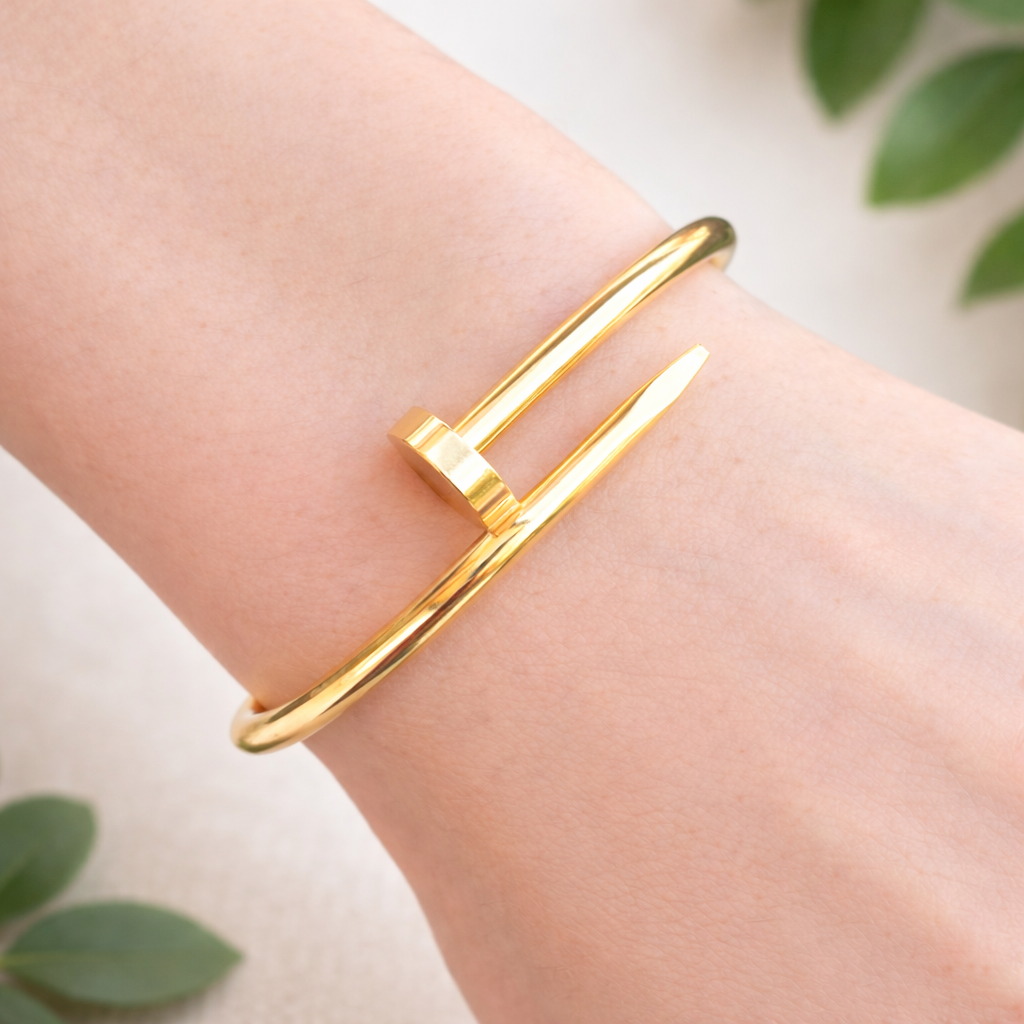 Arvion Nail Cuff
